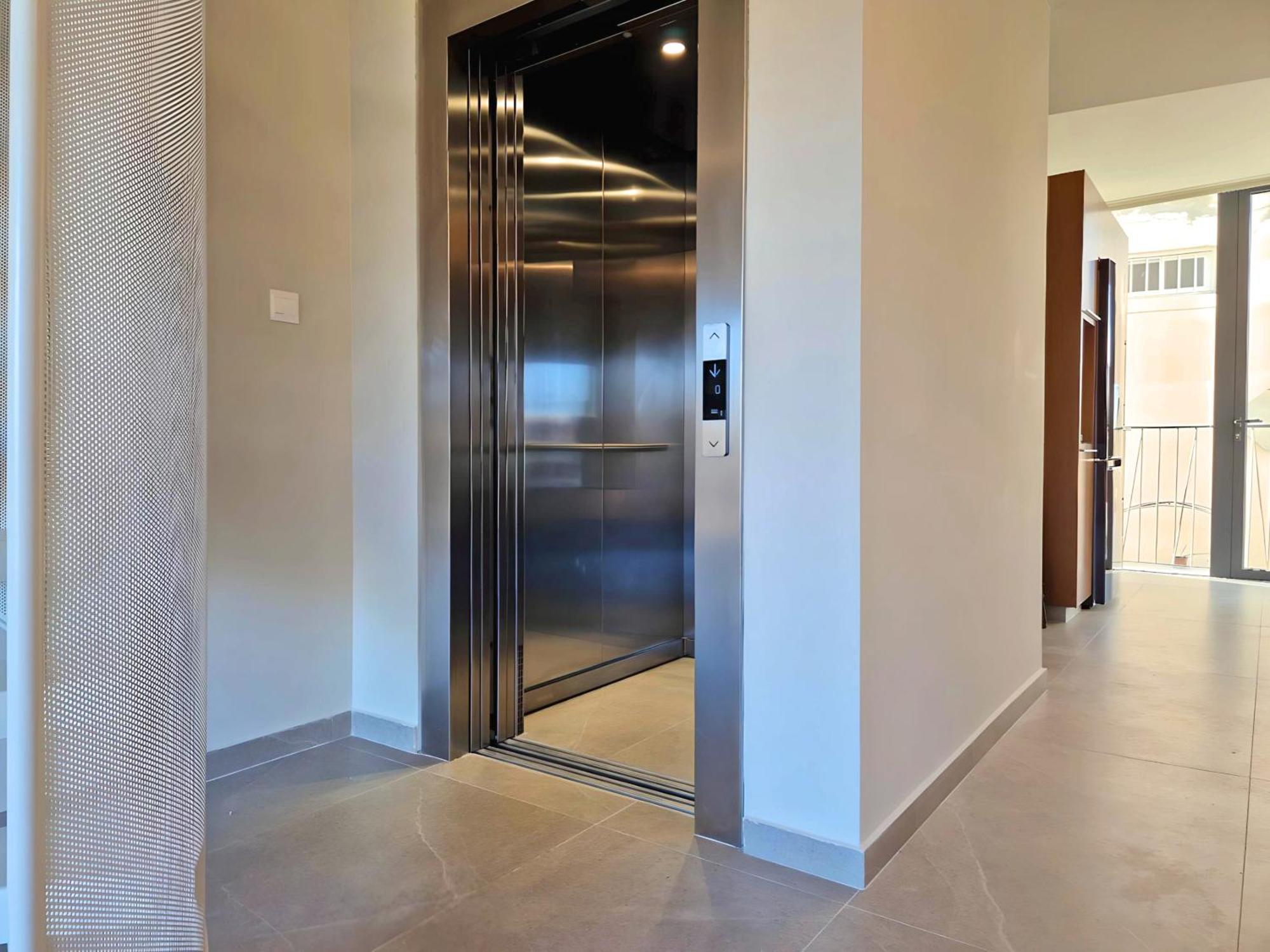Aeon Residences - In The Heart Of Paphos ภายนอก รูปภาพ
